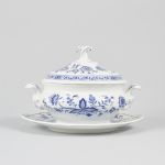 1047 1132 TUREEN